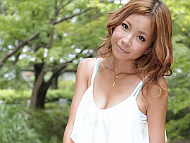 AV女優・松すみれ (まつすみれ)