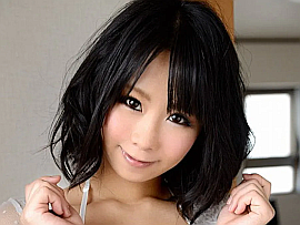 AV女優・枢木みかん (くるるぎみかん　三浦萌花)