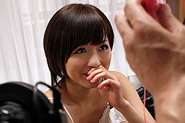 AV女優・麻倉憂 (あさくらゆう)