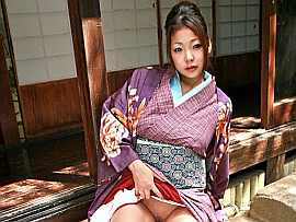 AV女優・森永ひよこ (もりながひよこ　本田絵美)