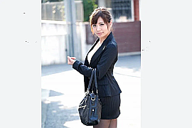 AV女優・川瀬遥菜 (かわせはるな)