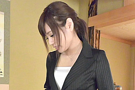 AV女優・川瀬遥菜 (かわせはるな)