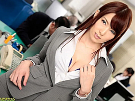 AV女優・波多野結衣 (はたのゆい)