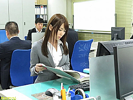 AV女優・波多野結衣 (はたのゆい)