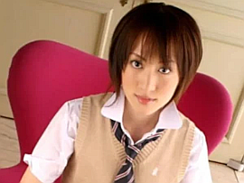 AV女優・菅野亜梨沙（かんのありさ)