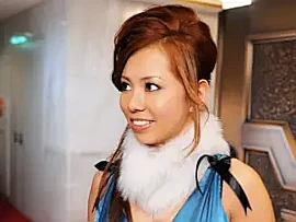 AV女優・藤井彩 (ふじいあや)