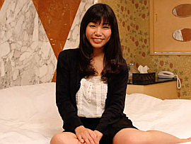 AV女優・安里泉水 (あさといずみ　青木ちなつ)