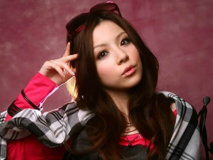 AV女優・小泉梨菜 (こいずみりな)