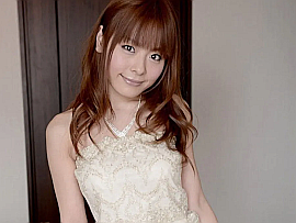 AV女優・園咲杏里 (そのざきあんり)