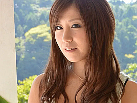 AV女優・秋野千尋 (あきのちひろ)