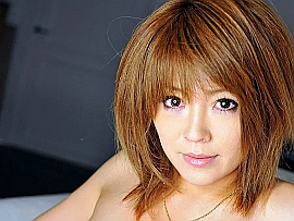 AV女優・青木莉子 (あおきりこ)