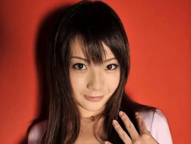 AV女優・飯島くらら (いいじまくらら)