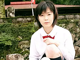 AV女優・上原空 (うえはらかすみ)