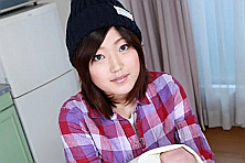 AV女優・南星愛 (みなみきあら)