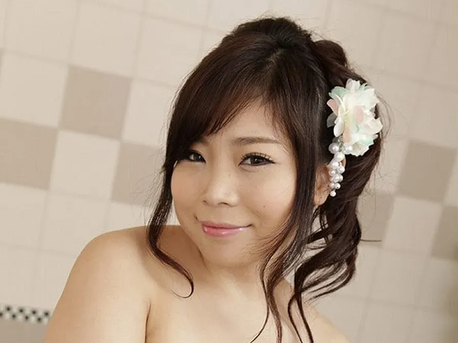 AV女優・夕城芹 (ゆうきせり)