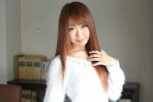 AV女優・小坂詩織（こさかしおり)