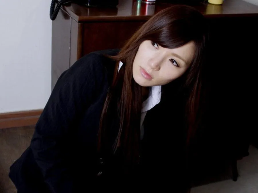 AV女優・月城ひとみ (つきしろひとみ 佐倉れな)