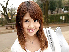 AV女優・美涼りな (みすずりな)