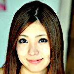 AV女優・月本衣織 (つきもといおり)
