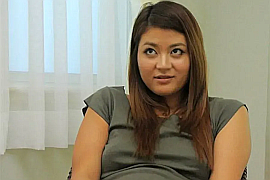 AV女優・綾名レナ (あやなれな)