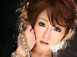 AV女優・永作亜美 (ながさくあみ)