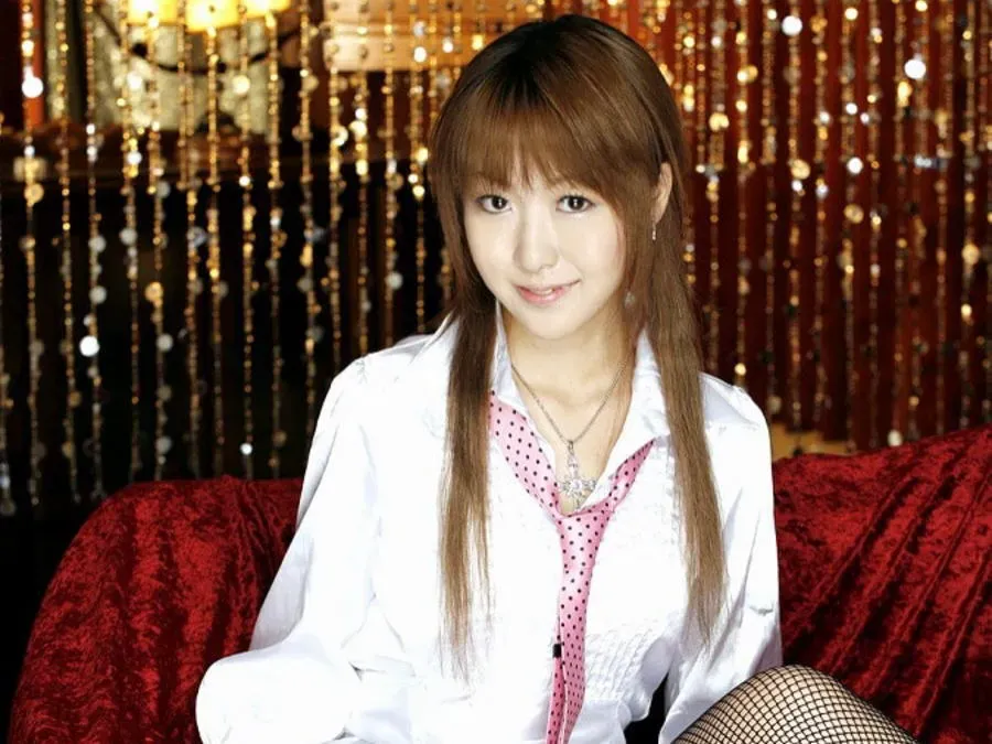 AV女優・若葉こころ (わかばこころ　浜崎瑞穂　みちこ)
