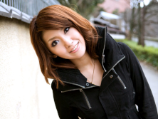 AV女優・葉月紗絢（はづきさあや)