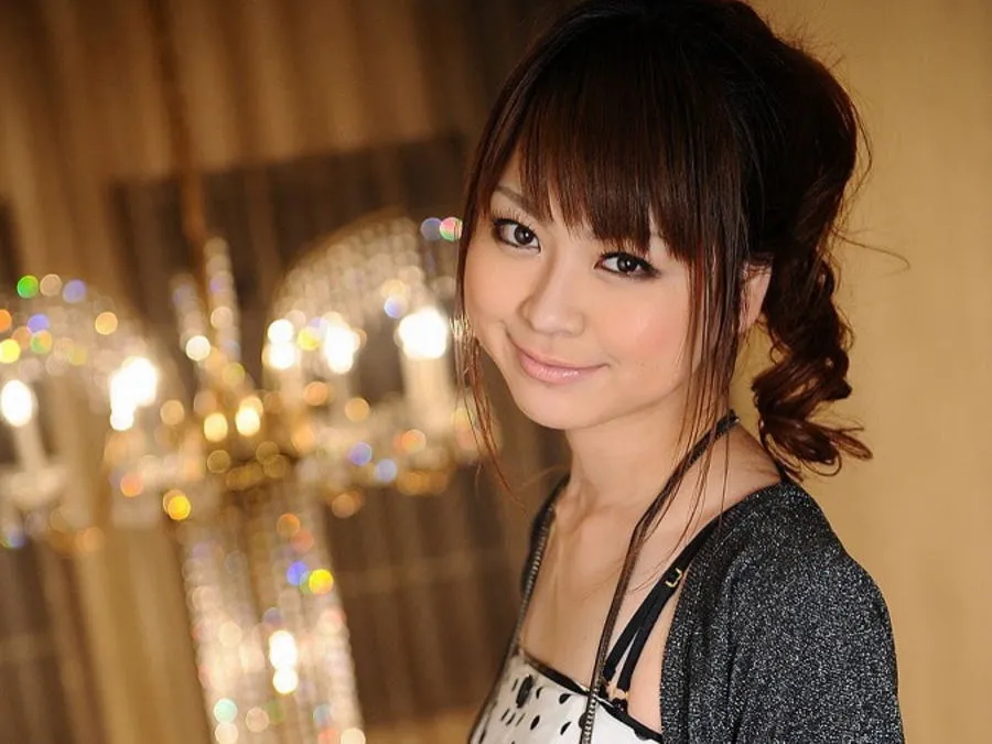 AV女優・日野まひる (ひのまひる)