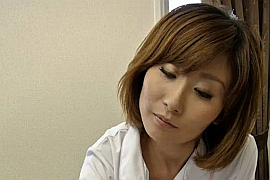 AV女優・綾地ゆうか (あやちゆうか　林純子)