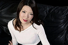 AV女優・青葉はるな（あおばはるな)